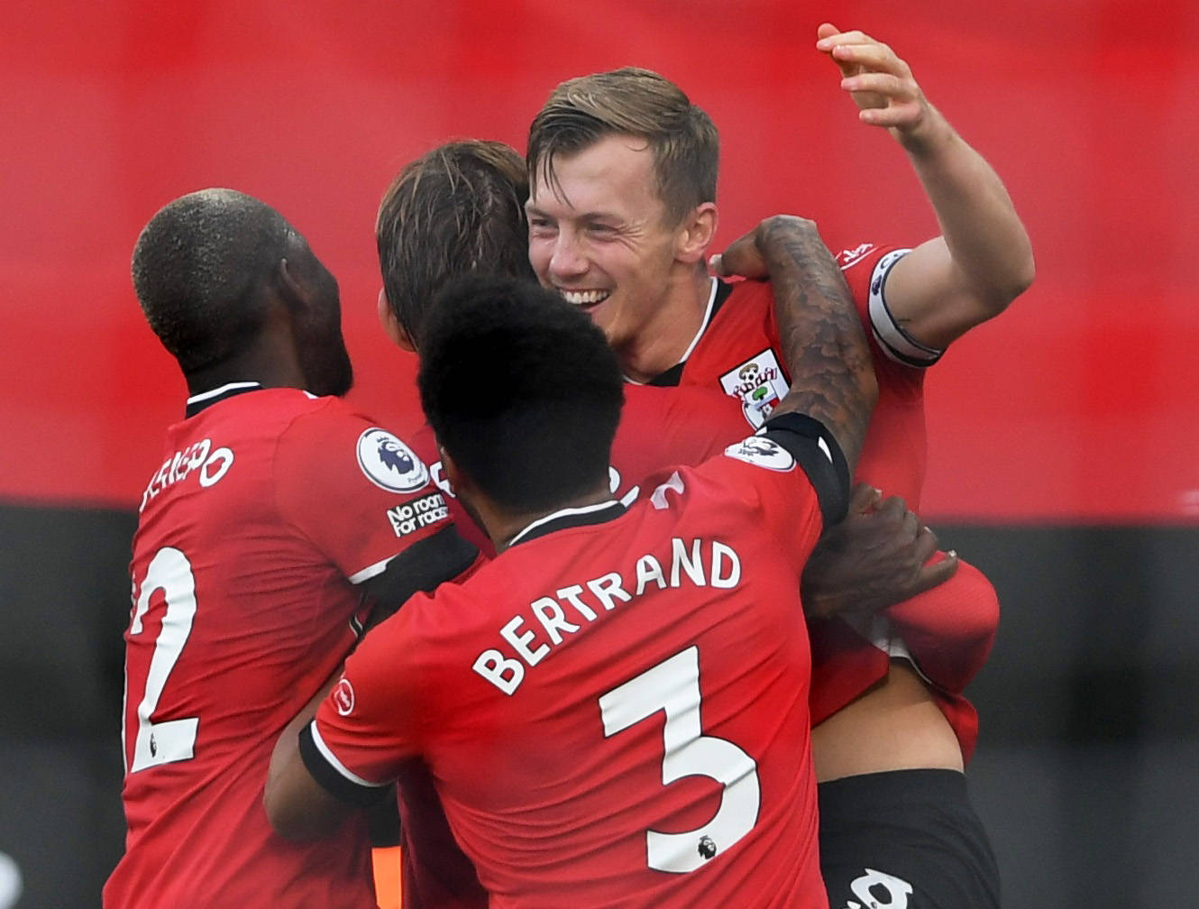 【新闻】富士康：肯定做半导体，但绝对不会做晶圆厂